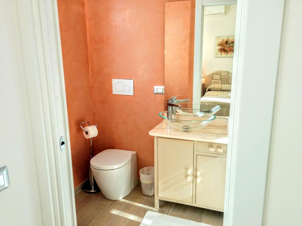 Marinella Guest House Cornale Ngoại thất bức ảnh