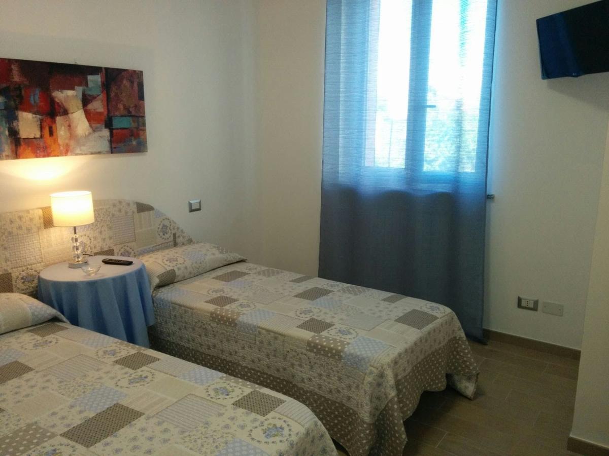Marinella Guest House Cornale Ngoại thất bức ảnh