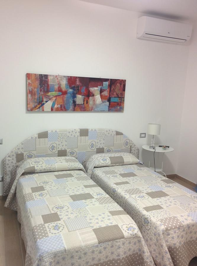 Marinella Guest House Cornale Ngoại thất bức ảnh